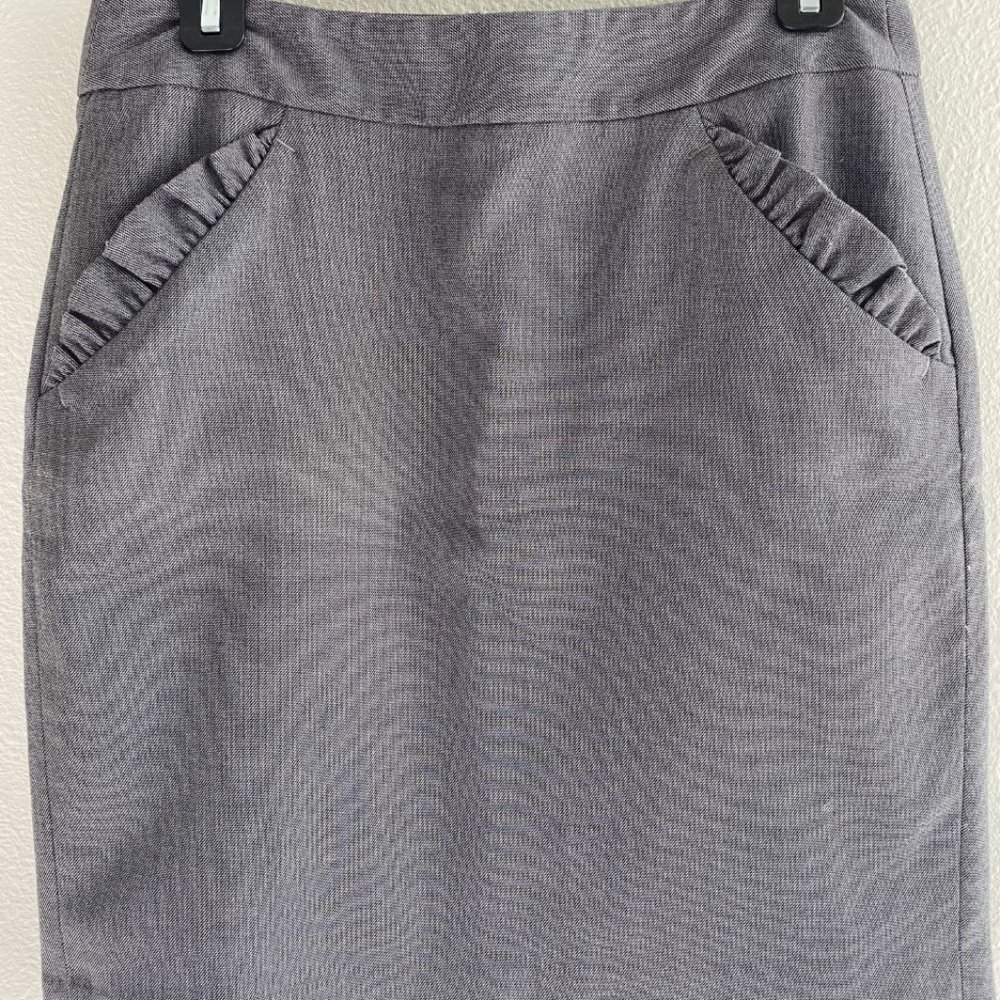 Ann Taylor LOFT pencil skirt size 4